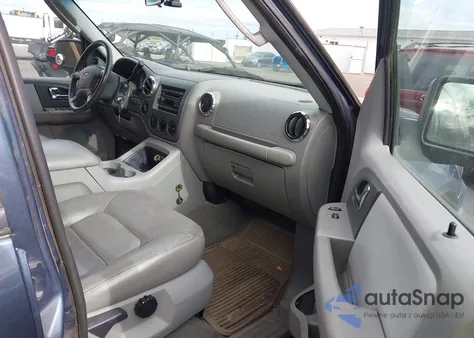 2005 Ford Expedition Nbx/Xlt z USA, uszkodzony, nr VIN 1FMPU16535LA45513